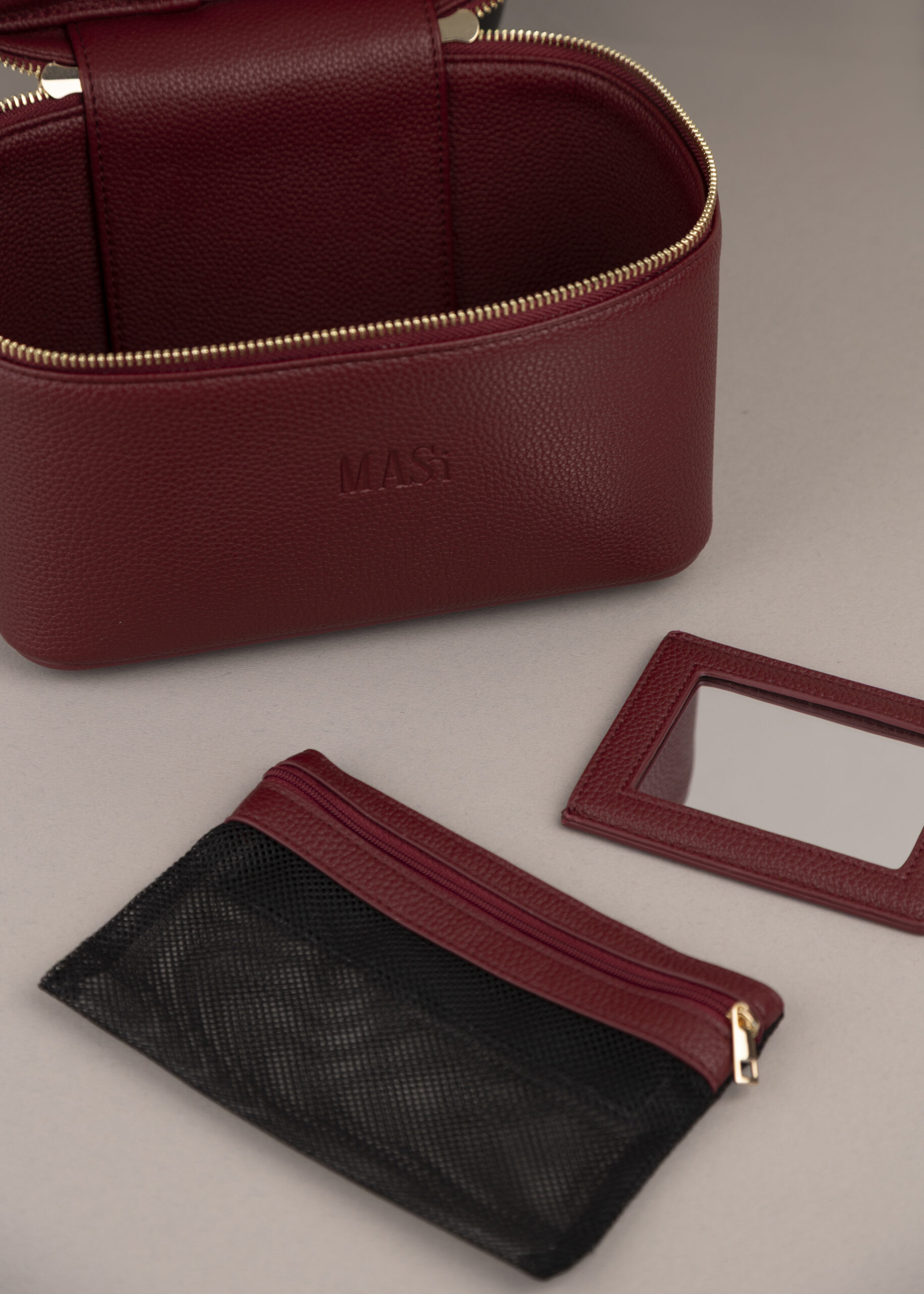 Makeup train case