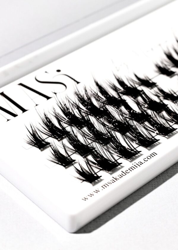 Individual false eyelashes