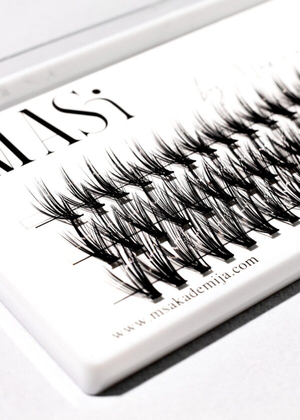 individual lashes